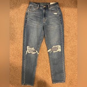 American Eagle Mom Jeans